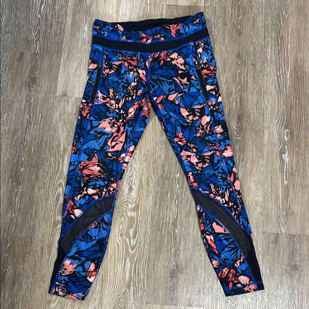 Lululemon - Picture 3 of 10